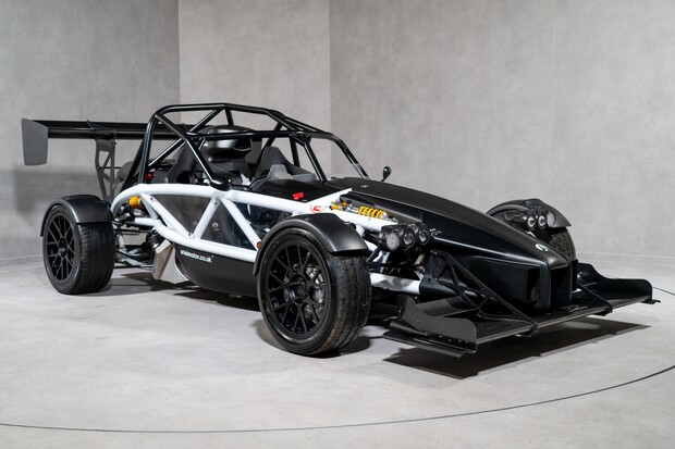 Ariel Atom 4 350 BHP UPGRADE. HALO ROLL CAGE. 6-SPEED SEQUENTIAL GEARBOX. ÖHLINS 1