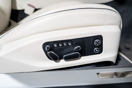 Bentley Continental GTC GT V8. MULLINER SPEC. HEATED, COOLED & MASSAGE SEATS. MOOD LIGHTING 63