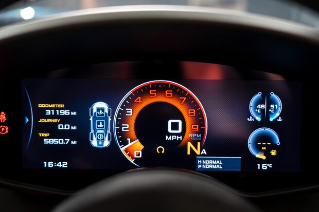 McLaren 570S V8 SSG. NOW SOLD. SIMILAR REQUIRED. PLEASE CALL 01903 254800. 3