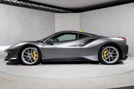 Ferrari 488 Pista HISTORIC PAINTWORK. FRONT END PPF. CARBON FIBRE INT & EXT. APPLE CARPLAY. 8