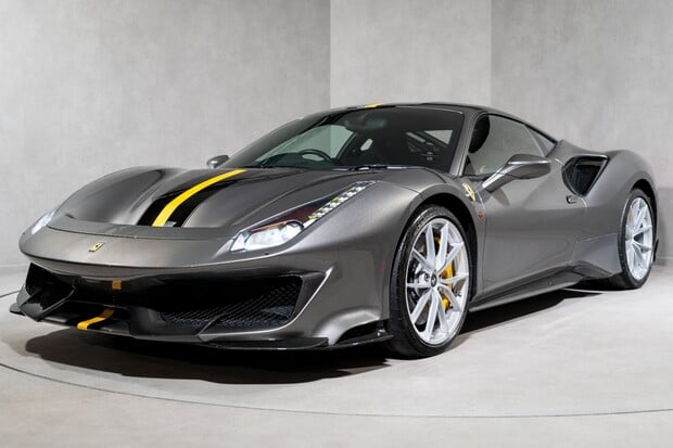 Ferrari 488 Pista HISTORIC PAINTWORK. FRONT END PPF. CARBON FIBRE INT & EXT. APPLE CARPLAY. 1