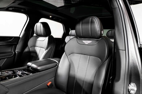 Bentley Bentayga V8. NOW SOLD. SIMILAR REQUIRED. PLEASE CALL 01903 254800. 20