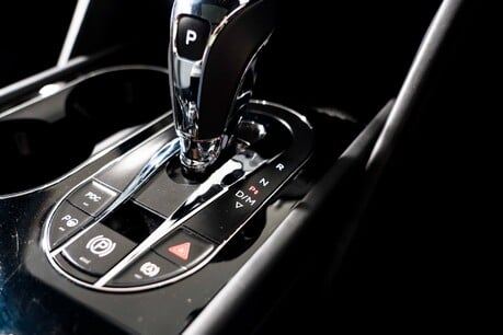 Bentley Bentayga V8. NOW SOLD. SIMILAR REQUIRED. PLEASE CALL 01903 254800. 34