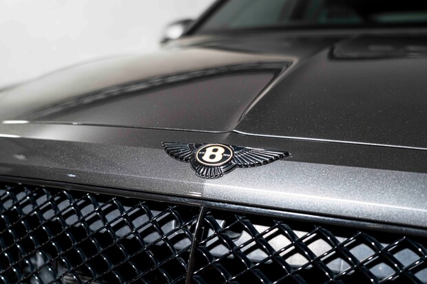 Bentley Bentayga V8. NOW SOLD. SIMILAR REQUIRED. PLEASE CALL 01903 254800. 4