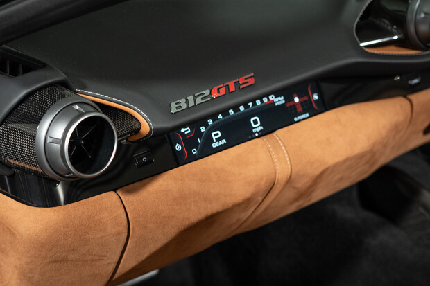 Ferrari 812 GTS HUGE SPEC. CARBON FIBRE INT & EXT. APPLE CARPLAY. LIFT. PASSENGER DISPLAY. 4