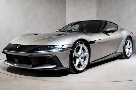 Ferrari 12Cilindri HUGE SPECIFICATION. SPECIAL TWO-LAYER PAINT. 3