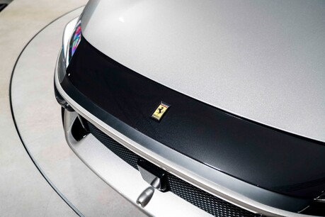 Ferrari 12Cilindri HUGE SPECIFICATION. SPECIAL TWO-LAYER PAINT. 21
