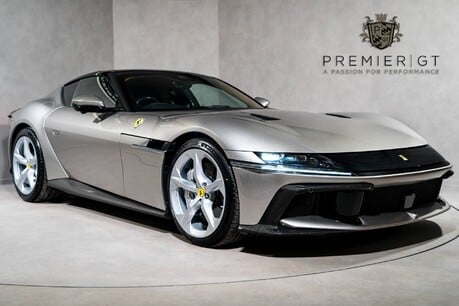 Ferrari 12Cilindri HUGE SPECIFICATION. SPECIAL TWO-LAYER PAINT. 1