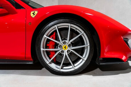 Ferrari 488 Pista ATELIER CAR. WARRANTY. FULL FSH. FULL TOPAZ PPF. LIFT. CARBON INT & EXT. 9