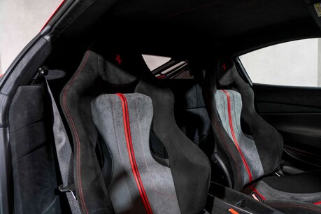 Ferrari 488 Pista ATELIER CAR. WARRANTY. FULL FSH. FULL TOPAZ PPF. LIFT. CARBON INT & EXT. 15