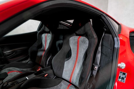Ferrari 488 Pista ATELIER CAR. WARRANTY. FULL FSH. FULL TOPAZ PPF. LIFT. CARBON INT & EXT. 14