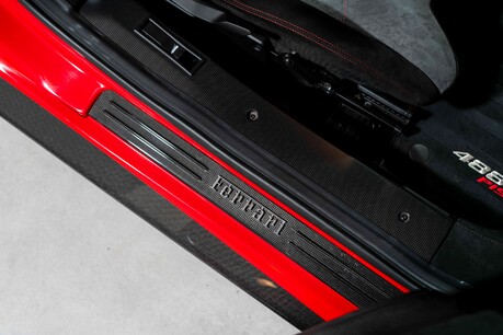 Ferrari 488 Pista ATELIER CAR. WARRANTY. FULL FSH. FULL TOPAZ PPF. LIFT. CARBON INT & EXT. 31