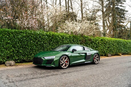 Audi R8 V10 PERFORMANCE. NOW SOLD. SIMILAR REQUIRED. PLEASE CALL 01903 254800. 2