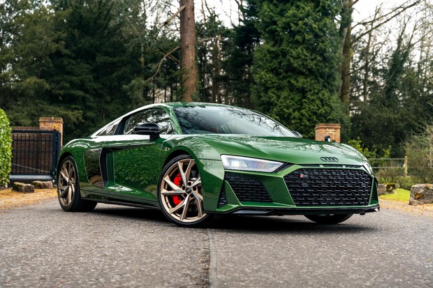 Audi R8 V10 PERFORMANCE. NOW SOLD. SIMILAR REQUIRED. PLEASE CALL 01903 254800. 1