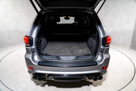 Jeep Grand Cherokee V8 TRACKHAWK. FULL JSH. 1 OWNER FROM NEW. UK SUPPLIED. 49
