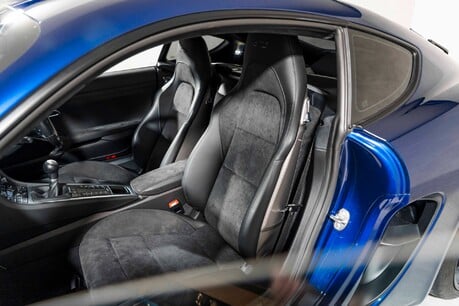 Porsche 718 CAYMAN GTS. FULL PPF. HEATED SEATS. SPORT CHRONO. CRUISE CONTROL 19