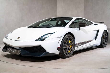 Lamborghini Gallardo SUPERLEGGERA. CARBON FIBRE INTERIOR & EXTERIOR PACK. LIFT SYSTEM. 3