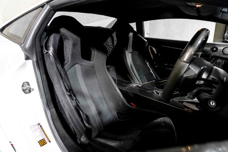 Lamborghini Gallardo SUPERLEGGERA. CARBON FIBRE INTERIOR & EXTERIOR PACK. LIFT SYSTEM. 17