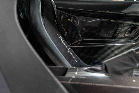 Lamborghini Gallardo SUPERLEGGERA. CARBON FIBRE INTERIOR & EXTERIOR PACK. LIFT SYSTEM. 22