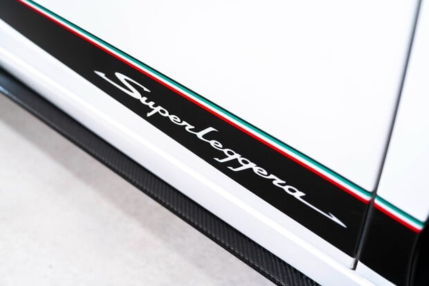 Lamborghini Gallardo SUPERLEGGERA. CARBON FIBRE INTERIOR & EXTERIOR PACK. LIFT SYSTEM. 3
