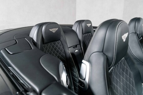 Bentley Continental SUPERSPORTS. FULL BSH. PREMIER SPEC. SPORTS EXHAUST. MASSAGE SEATS. 16