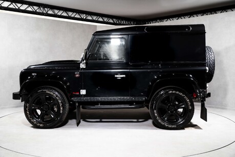 Land Rover Defender 90. BESPOKE 1 OF 1 BUILD. AUTOMOTIVE ALIVE CONVERSION. 8