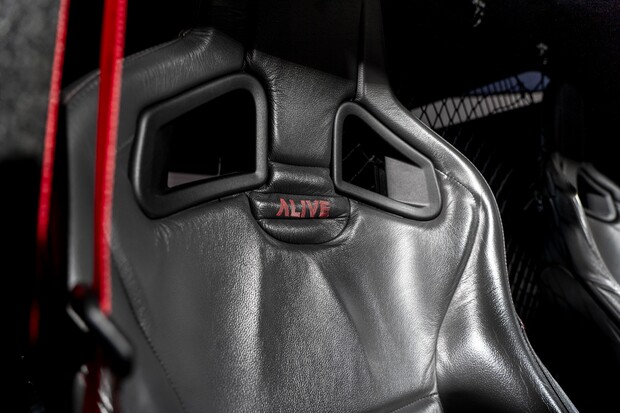 Land Rover Defender 90. BESPOKE 1 OF 1 BUILD. AUTOMOTIVE ALIVE CONVERSION. 4