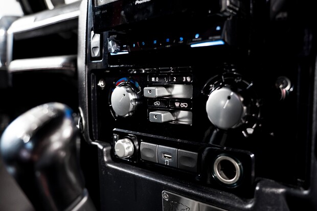 Land Rover Defender 90. BESPOKE 1 OF 1 BUILD. AUTOMOTIVE ALIVE CONVERSION. 5