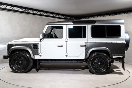 Land Rover Defender 110 TD COUNTY STATION WAGON. CHELSEA TRUCK KHAN CONVERSION. APPLE CARPLAY 8