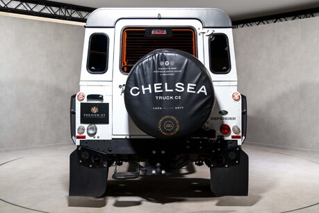 Land Rover Defender 110 TD COUNTY STATION WAGON. CHELSEA TRUCK KHAN CONVERSION. APPLE CARPLAY 5