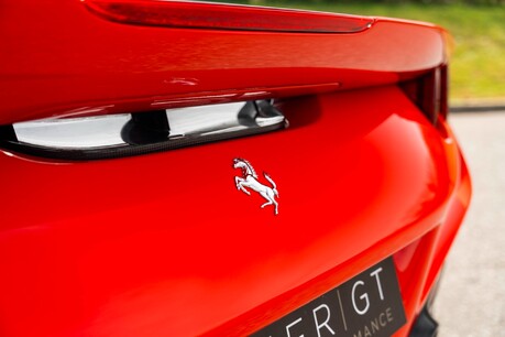 Ferrari F8 SPIDER. WARRANTY. CARBON FIBRE INT & EXT. LIFT SYSTEM. 34