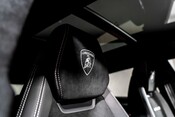 Lamborghini Urus V8 PERFORMANTE. FULL PPF. PANORAMIC ROOF. HEATED, COOLED & MASSAGE SEATS. 19
