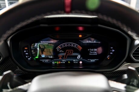 Lamborghini Urus V8 PERFORMANTE. FULL PPF. PANORAMIC ROOF. HEATED, COOLED & MASSAGE SEATS. 48