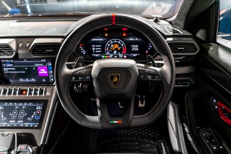 Lamborghini Urus V8 PERFORMANTE. FULL PPF. PANORAMIC ROOF. HEATED, COOLED & MASSAGE SEATS. 37