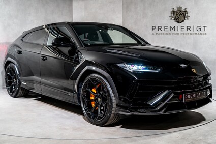 Lamborghini Urus V8 PERFORMANTE. FULL PPF. PANORAMIC ROOF. HEATED, COOLED & MASSAGE SEATS. 