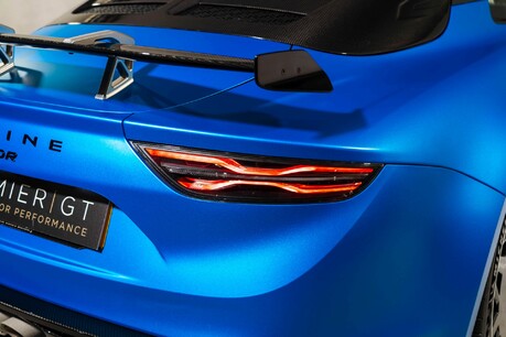 Alpine A110 R. FULL PPF. CARBON FIBRE WHEELS. SPORTS EXHAUST. FOCAL SOUND SYSTEM. 20