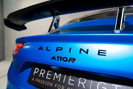Alpine A110 R. FULL PPF. CARBON FIBRE WHEELS. SPORTS EXHAUST. FOCAL SOUND SYSTEM. 19