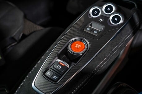 Alpine A110 R. FULL PPF. CARBON FIBRE WHEELS. SPORTS EXHAUST. FOCAL SOUND SYSTEM. 38