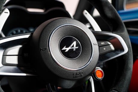 Alpine A110 R. FULL PPF. CARBON FIBRE WHEELS. SPORTS EXHAUST. FOCAL SOUND SYSTEM. 40