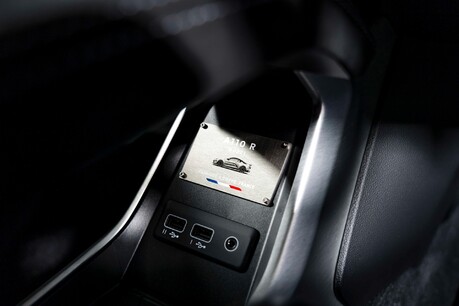 Alpine A110 R. FULL PPF. CARBON FIBRE WHEELS. SPORTS EXHAUST. FOCAL SOUND SYSTEM. 36