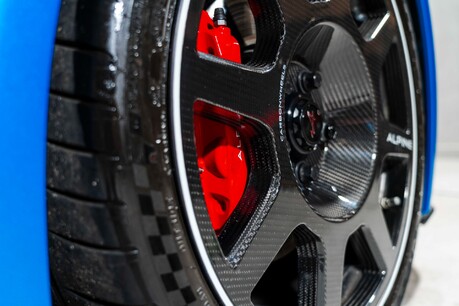 Alpine A110 R. FULL PPF. CARBON FIBRE WHEELS. SPORTS EXHAUST. FOCAL SOUND SYSTEM. 12