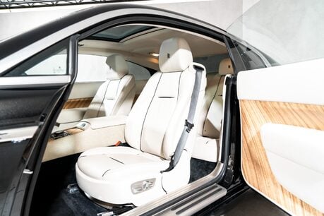 Rolls-Royce Wraith V12. VOSSEN WHEELS. GLASS PANORAMIC ROOF. MASSAGE SEATS. 18