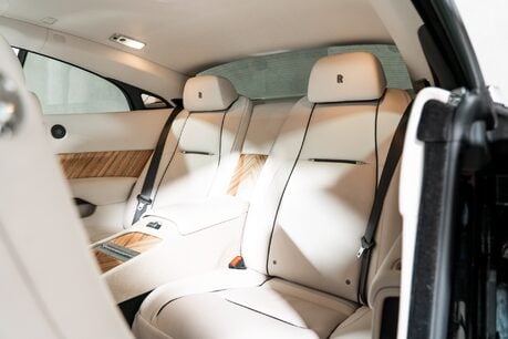 Rolls-Royce Wraith V12. VOSSEN WHEELS. GLASS PANORAMIC ROOF. MASSAGE SEATS. 21