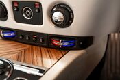 Rolls-Royce Wraith V12. VOSSEN WHEELS. GLASS PANORAMIC ROOF. MASSAGE SEATS. 27