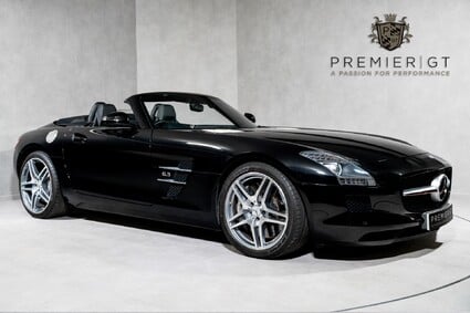 Mercedes-Benz SLS AMG ROADSTER. AMG SPORTS SUSPENSION. AMG ALLOY WHEELS. HEATED SEATS.