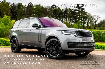 Land Rover Range Rover AUTOBIOGRAPHY P530 V8. 23" WHEELS. HEAD-UP DISPLAY. HEAT&C, MASSAGE SEATS. 