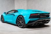 Lamborghini Aventador S ROADSTER. ONE OF ONE SPEC. AD PERSONAM. CARBON EXT. LIFT 8