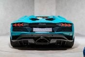 Lamborghini Aventador S ROADSTER. ONE OF ONE SPEC. AD PERSONAM. CARBON EXT. LIFT 7