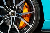 Lamborghini Aventador S ROADSTER. ONE OF ONE SPEC. AD PERSONAM. CARBON EXT. LIFT 15