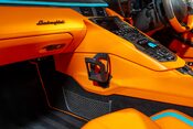 Lamborghini Aventador S ROADSTER. ONE OF ONE SPEC. AD PERSONAM. CARBON EXT. LIFT 41
